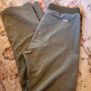 FIGS | Moss Green Kade Scrubs | Size M | NWOT